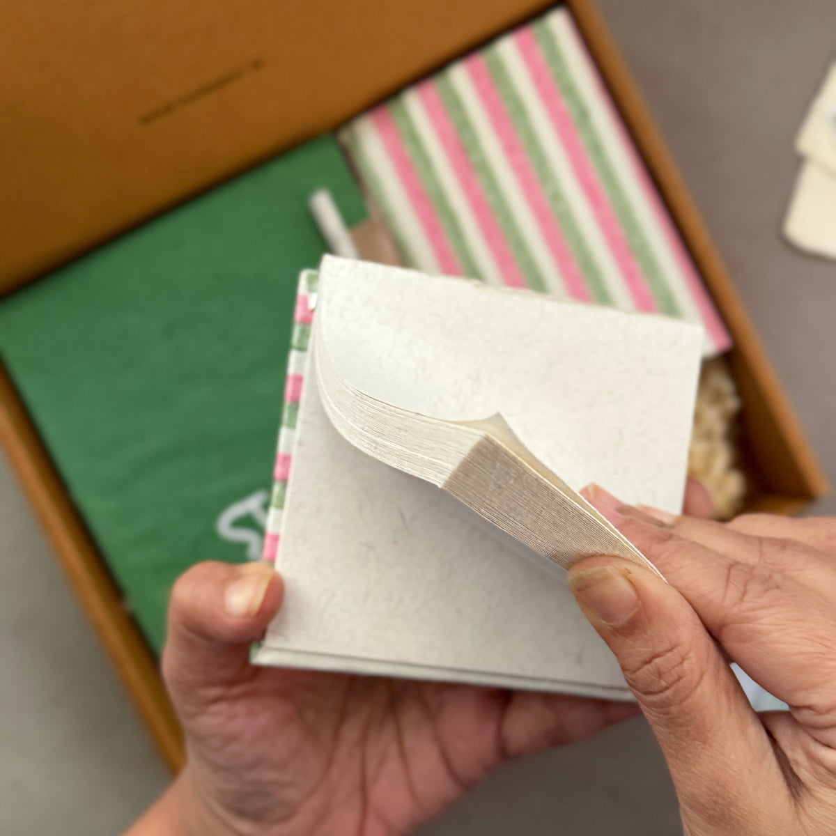 Your Happy Place - Stationary Gift Box - In the Green