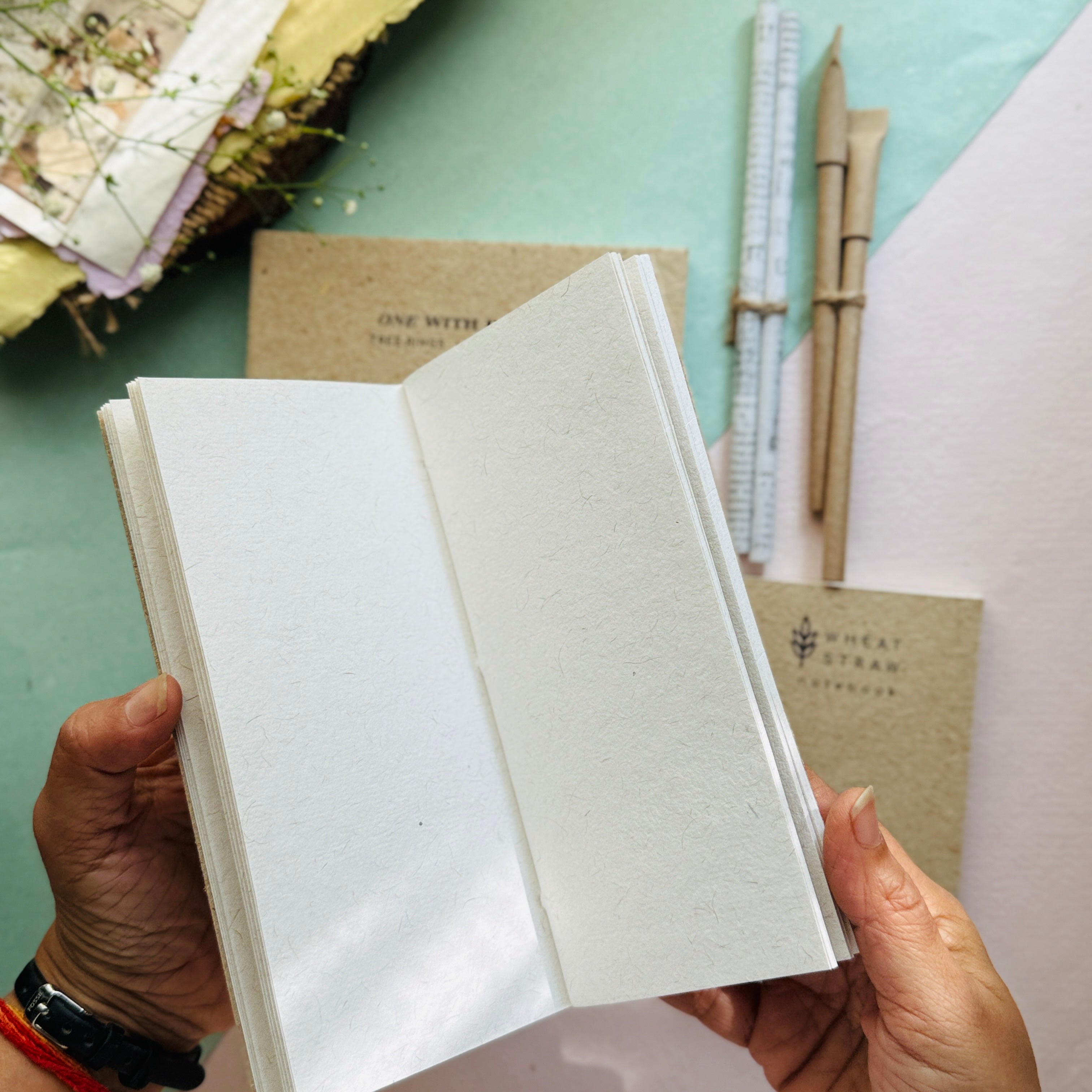 Agro-waste Stationary Gift Hamper - ONE WITH EARTH