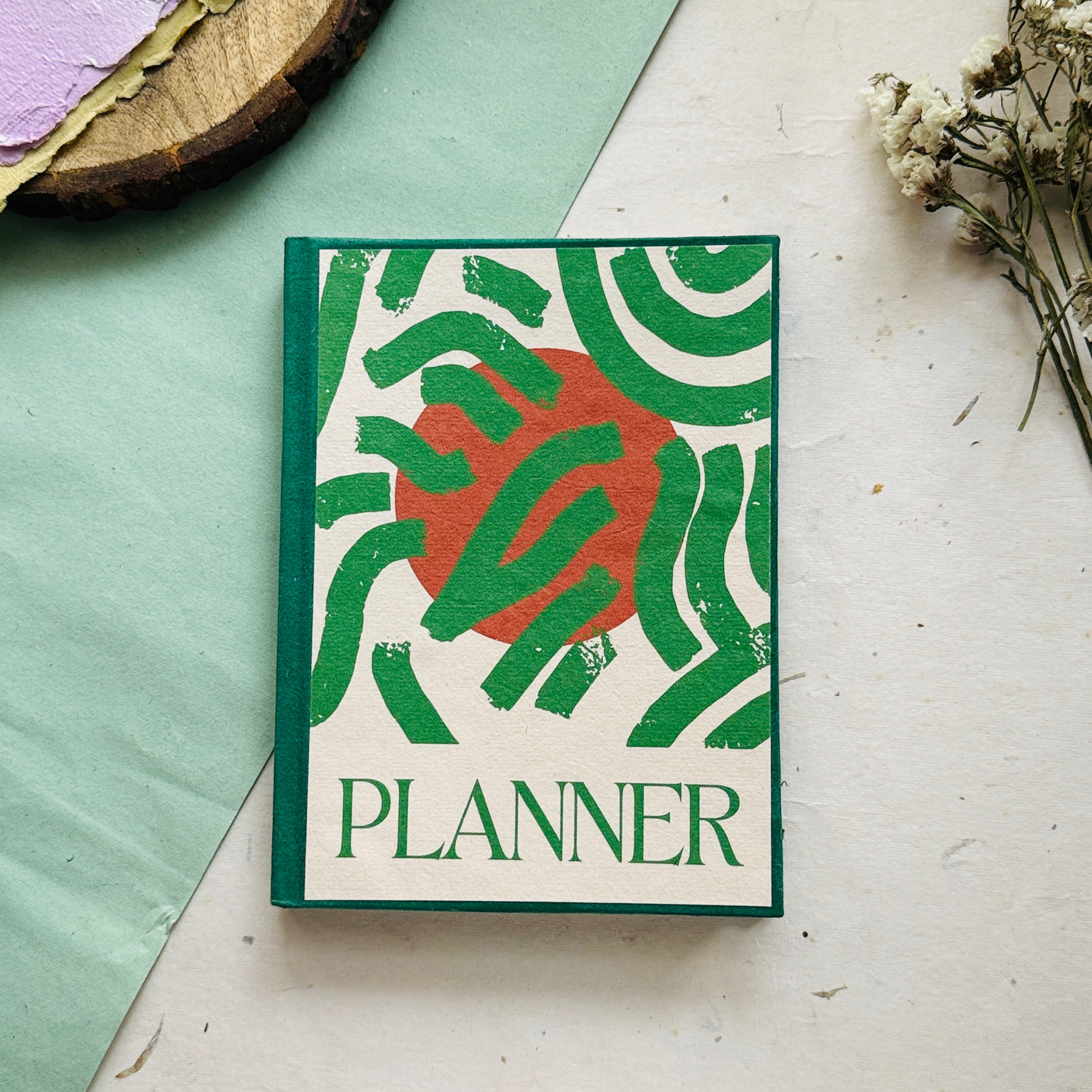 Sustainable Weekly Planner (undated)- Retro